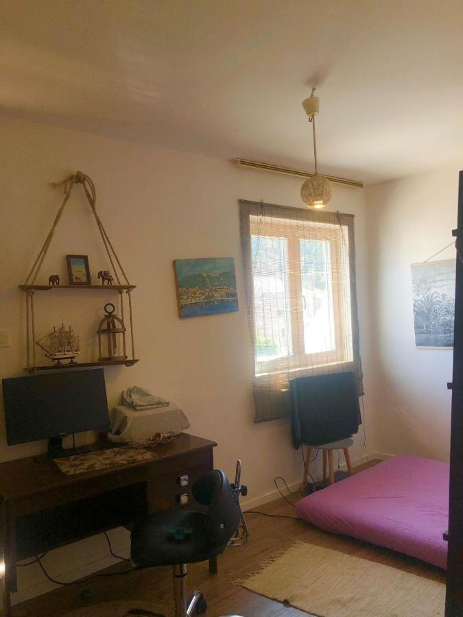 Double Room With Shared Bathroom Сплит Экстерьер фото